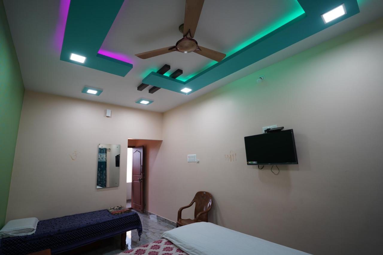 Akash Homestay ハンピ エクステリア 写真