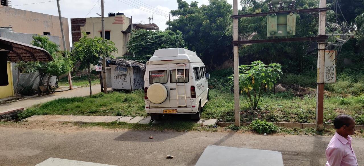 Akash Homestay ハンピ エクステリア 写真