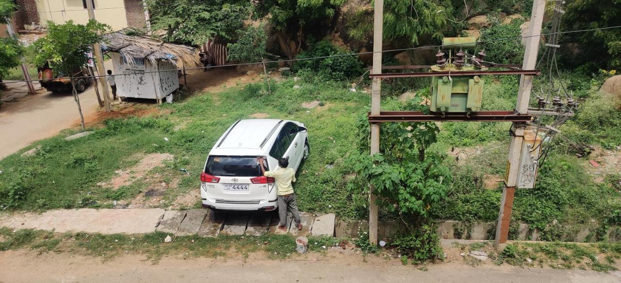 Akash Homestay ハンピ エクステリア 写真
