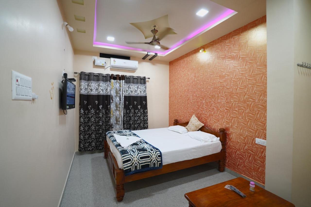 Akash Homestay ハンピ エクステリア 写真