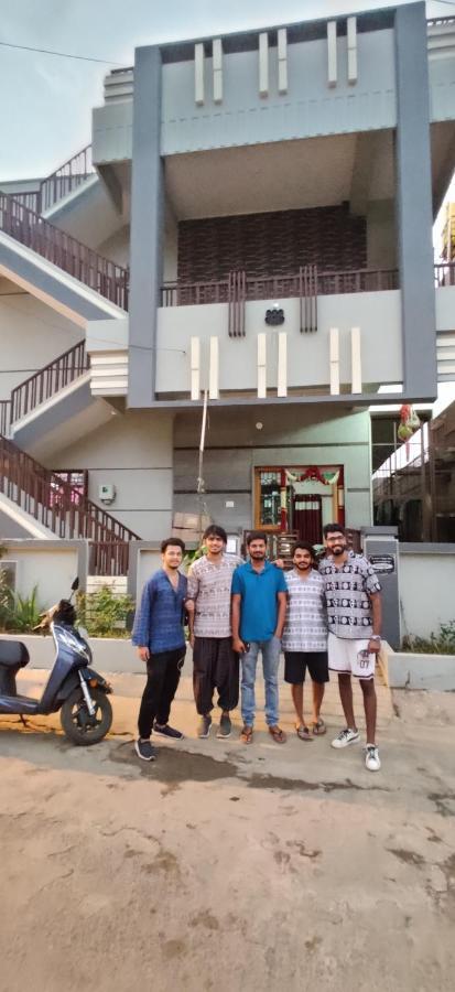 Akash Homestay ハンピ エクステリア 写真